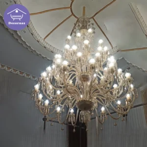 لوستر چند طبقه کریستالی کرمی رنگ برای سقف های بلند