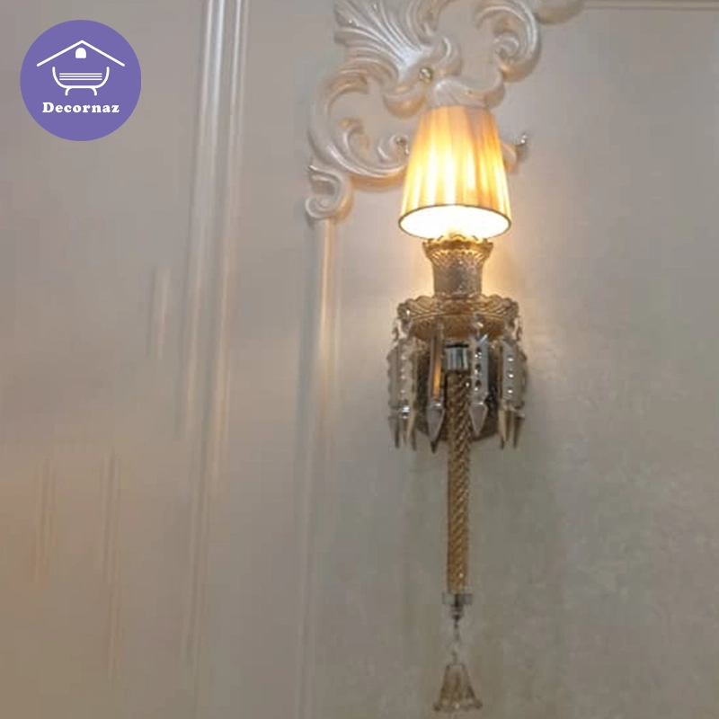 دیوار کوب کریستالی باکارا تک شاخه کرم شامپاینی